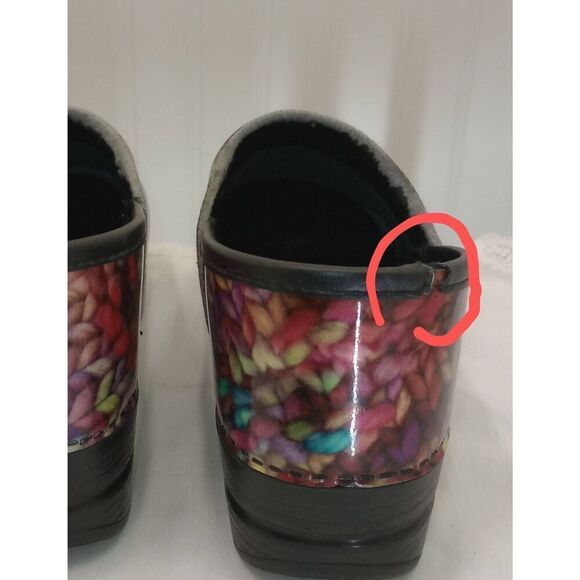 Dansko clogs. Yarn pattern multi-colored, workwear, casual wear. Size 39 - 8.5 - Picture 10 of 11